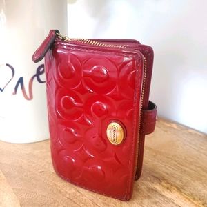 COPY - Coach Patent Leather Corner Wallet.